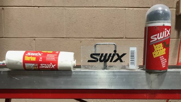  Swix Base Cleaner with Scrub-150 ml : Sports & Outdoors